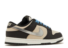 Load image into Gallery viewer, WMNS DUNK LOW &#39;STARRY LACES&#39;