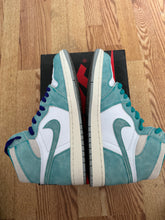 Load image into Gallery viewer, AIR JORDAN 1 RETRO HIGH OG &#39;TURBO GREEN&#39; (USED)