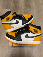 Load image into Gallery viewer, Air Jordan  AIR JORDAN 1 RETRO HIGH OG &#39;YELLOW TOE&#39; (USED)