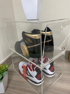 EK SNEAKER DISPLAY CASE