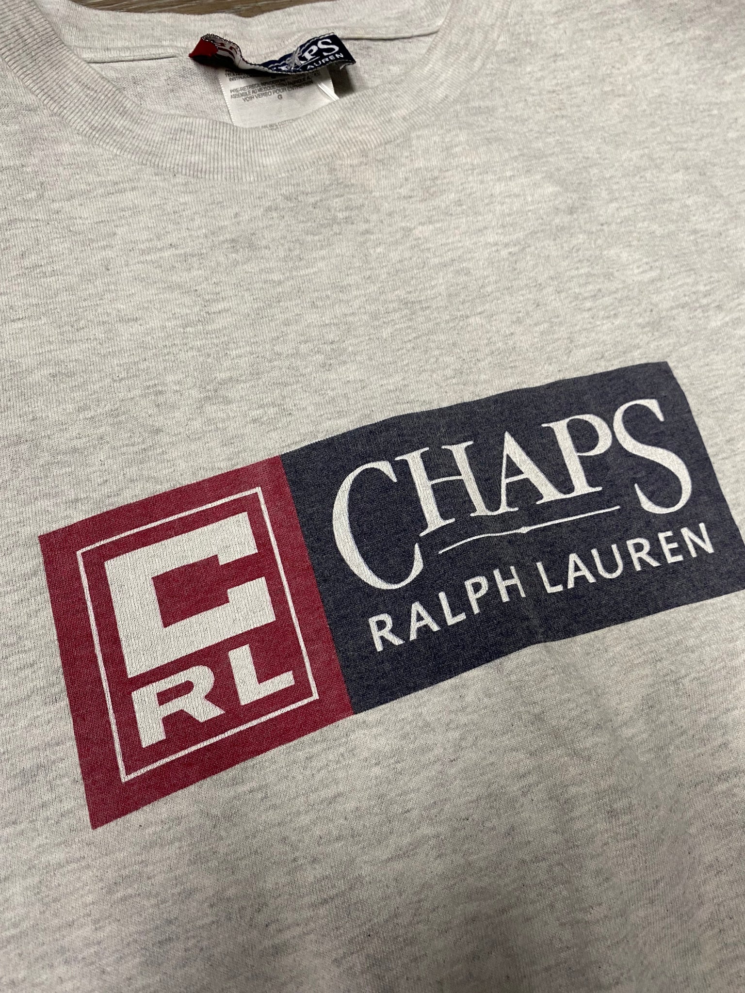 L) 90s Chaps Ralph Lauren vintage tee – Elevate Kicks