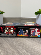 Load image into Gallery viewer, STAR WARS EPISODE 1 COLLECTIBLE &#39;SITH SPEEDER AND DARTH MAUL&#39;