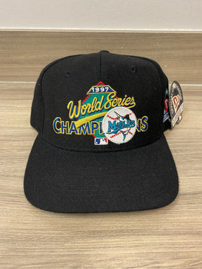 FLORIDA MARLINS 1997 WORLD SERIES SNAPBACK (NWT)