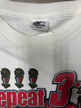 Load image into Gallery viewer, (XL) 90s Chicago Bulls 3 Peat tee